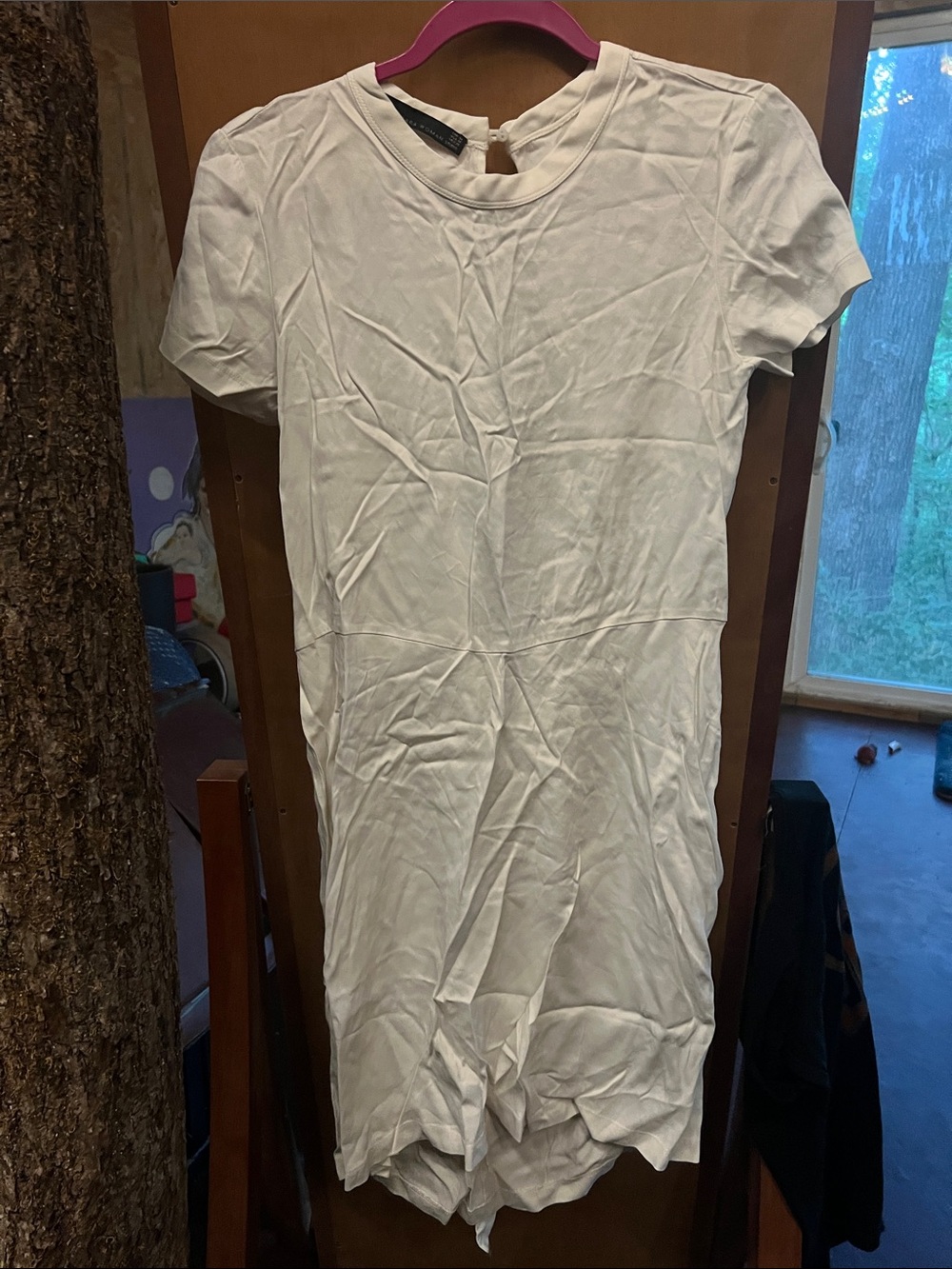 Zara White Backless Short Sleeve Dress with Tie Detail at the Back